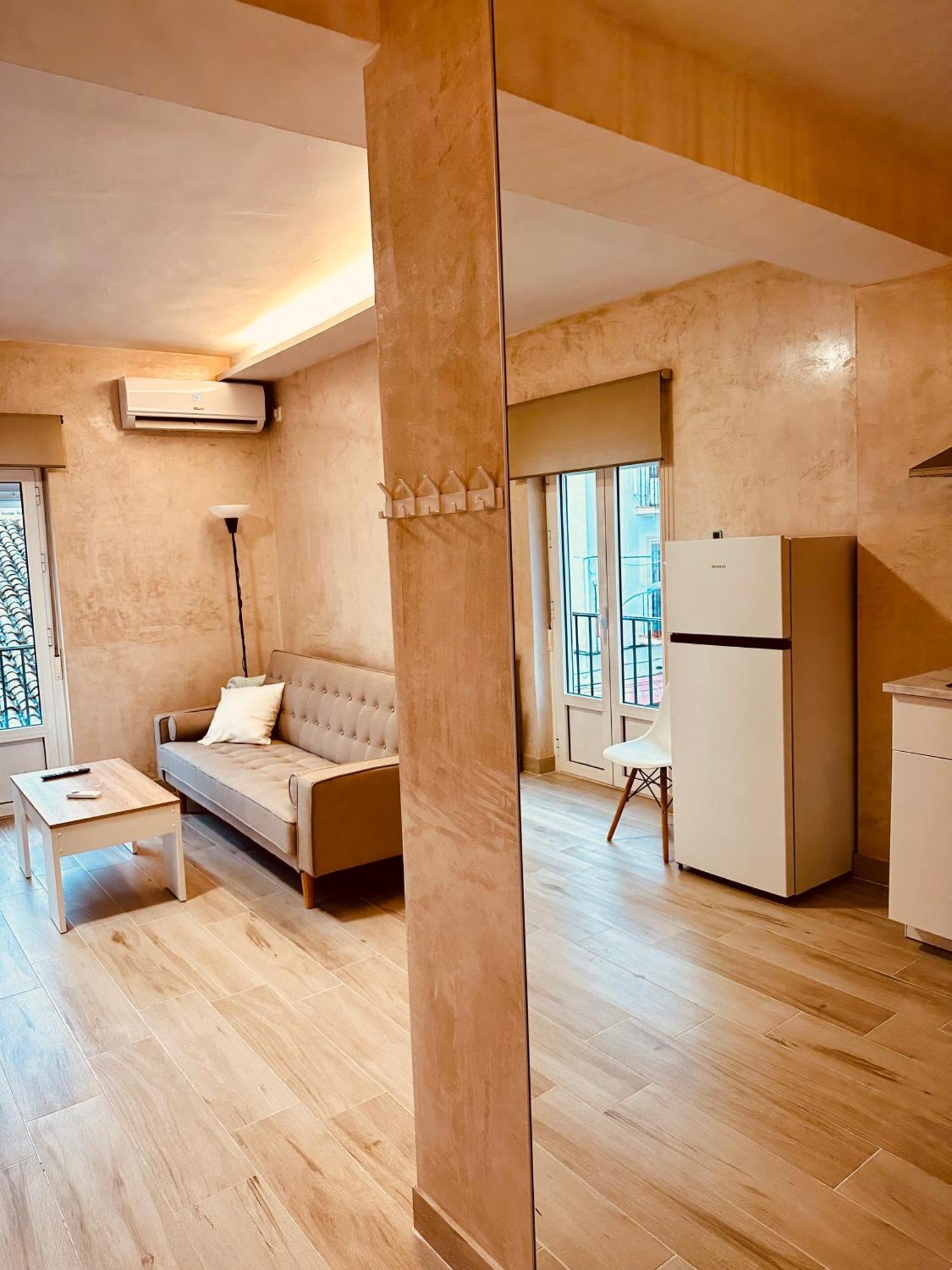 Cherry Jacuzzi Apartment Ronda Buitenkant foto