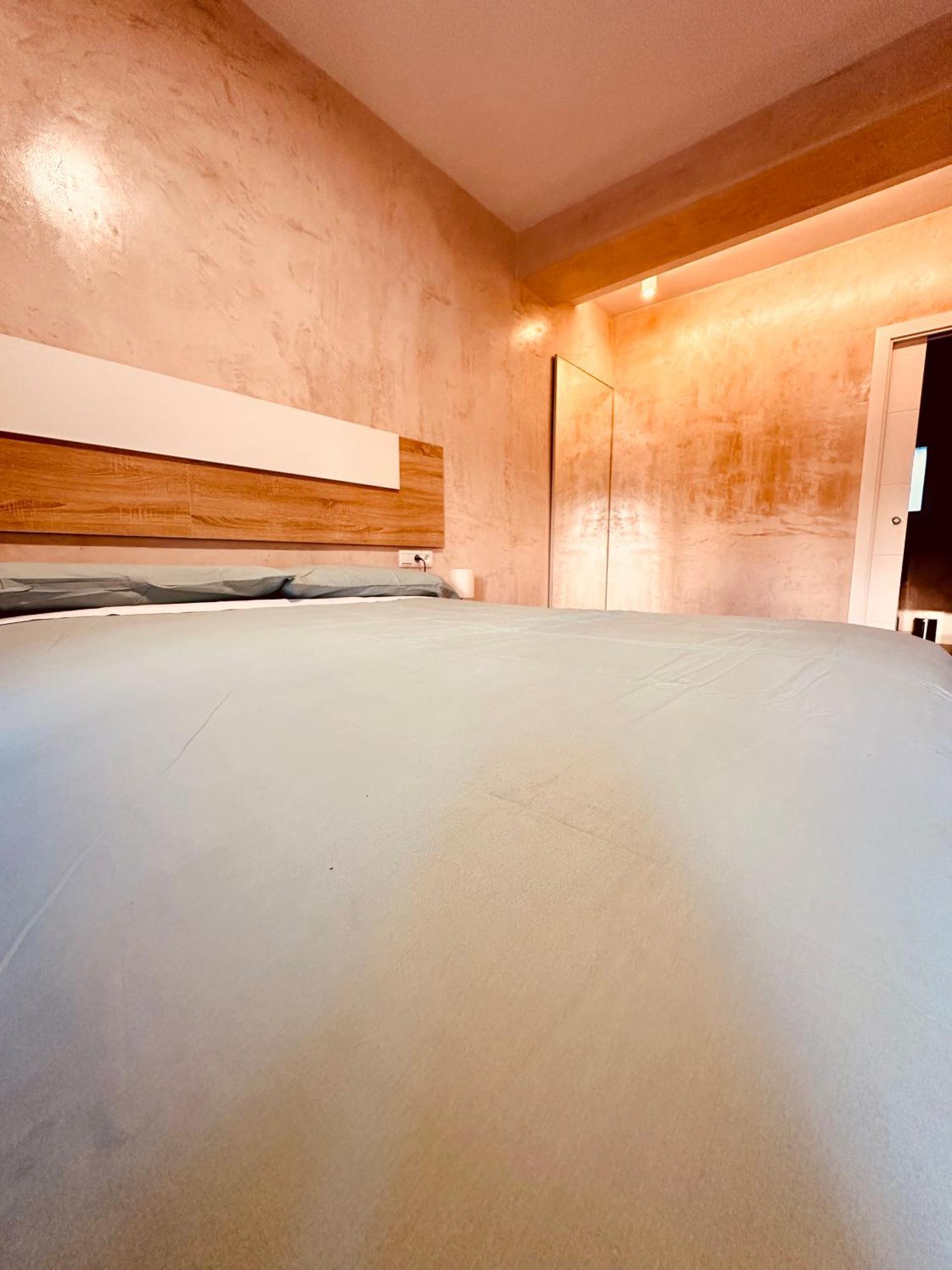 Cherry Jacuzzi Apartment Ronda Buitenkant foto